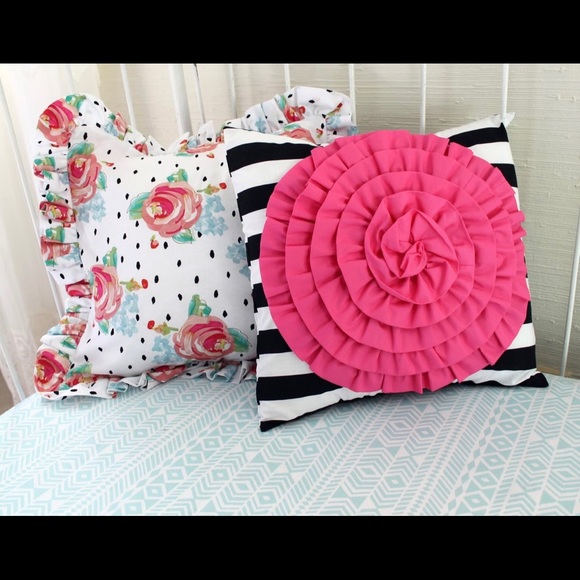 Crib Bedding - Custom made! - Picture 2 of 3